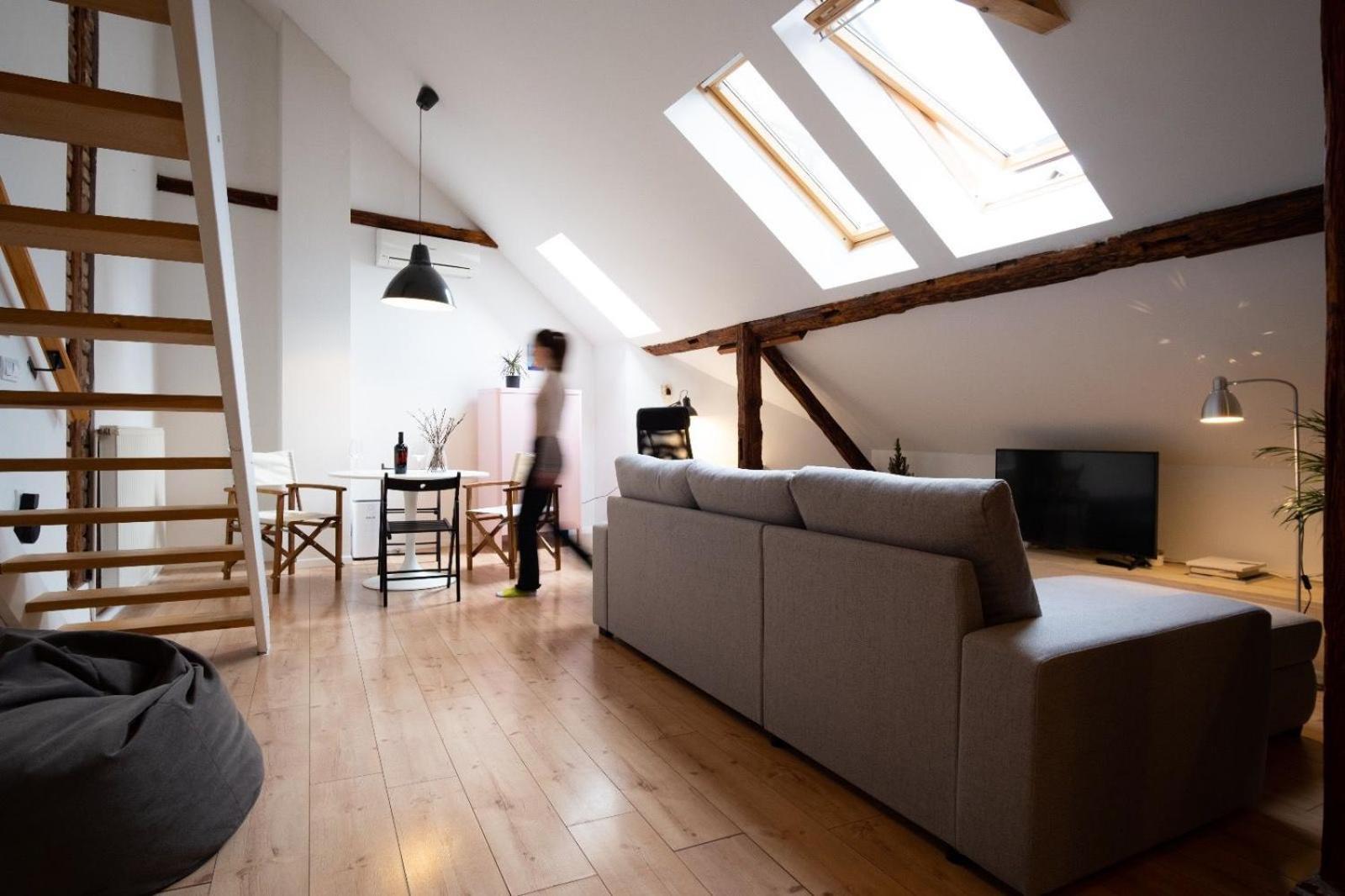 Art / Peaceful / Historical City Center Apartment Zagreb Luaran gambar